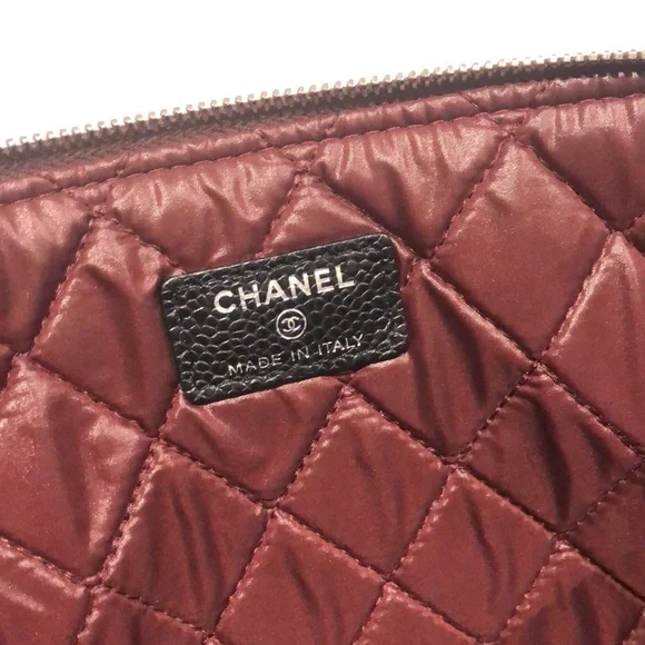 Authentic CHANEL Cherry Color Caviar Large Clutch | Cosmetic Bag - Picture 7 of 11